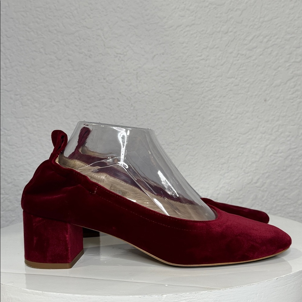 EVERLANE THE DAY RED VELVET SCRUNCH BACK BLOCK HEEL BALLET INSPIRED PUMPS - Picture 7 of 14